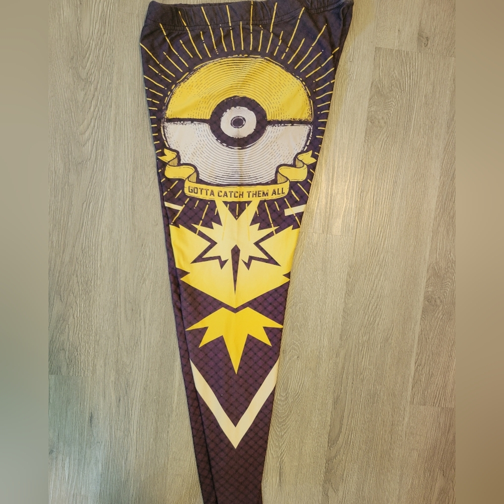 Pokemon Go Team Instinct Leggings - Picture 2 of 3